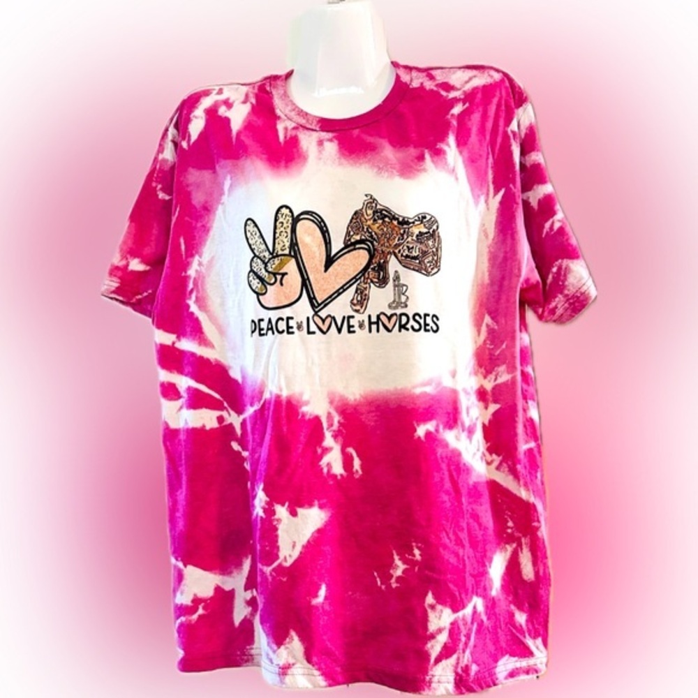 Peace Love Horses Graphic Tee Shirt size large by ThePillowPaddock.com